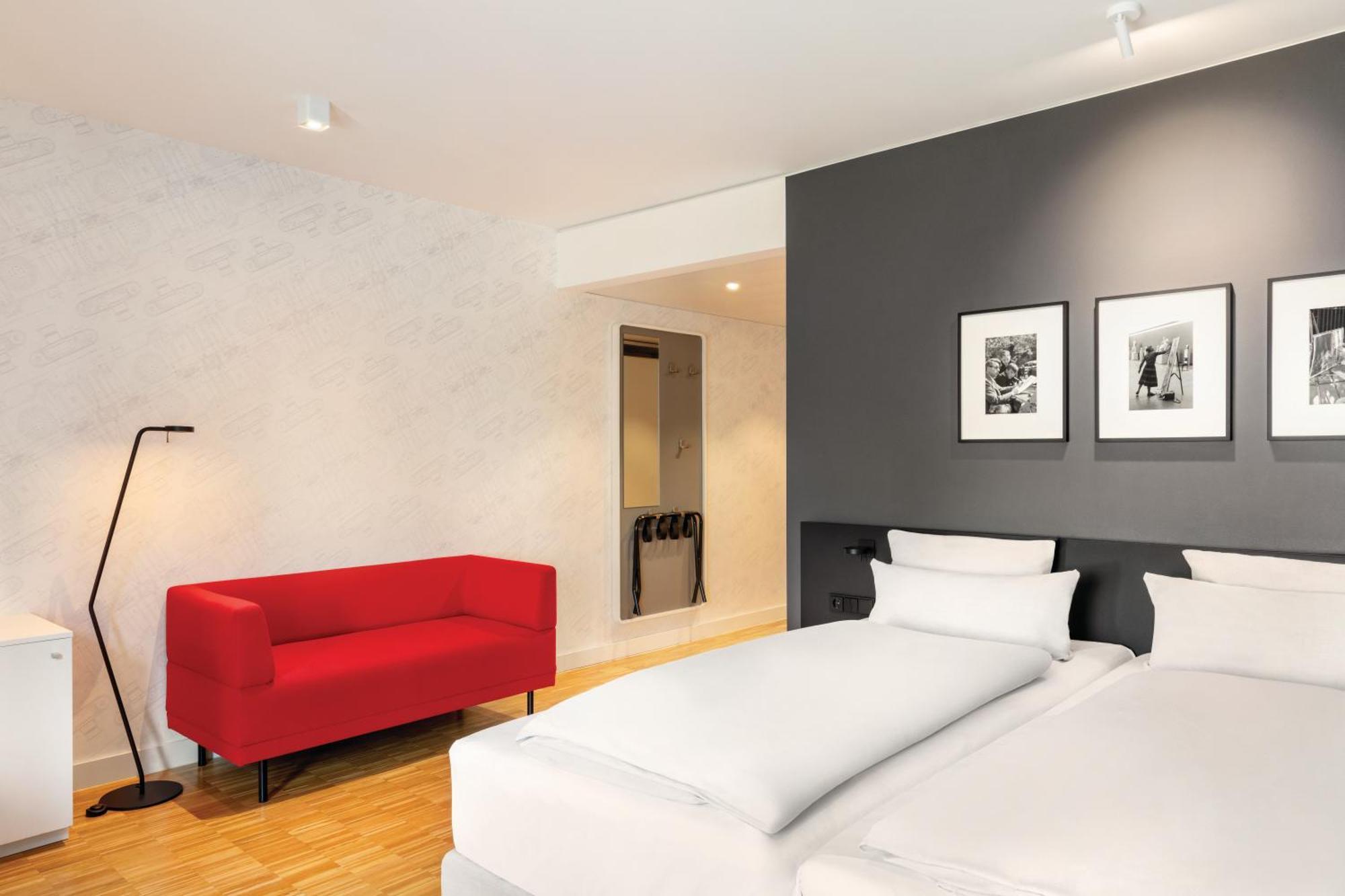 Accessible Room with Two Single Beds,1505142157:JPEG